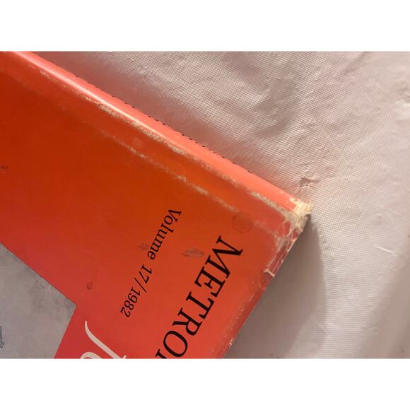 METROPOLITAN MUSEUM JOURNAL Volume 17 / 1982 - Picture 2 of 16